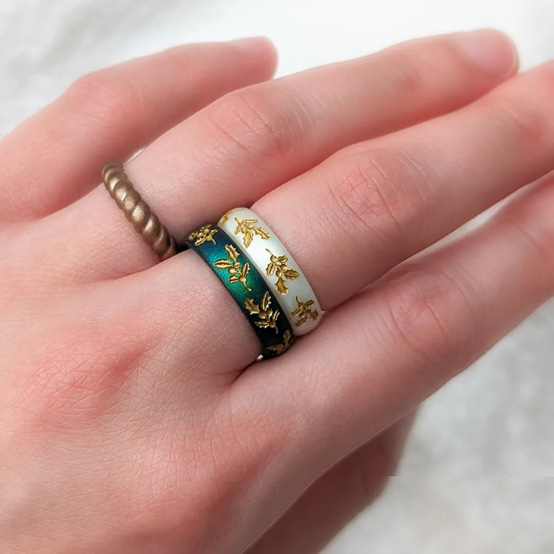 Gold Holly Silicone Ring, December Birth Flower on Arc 4mm