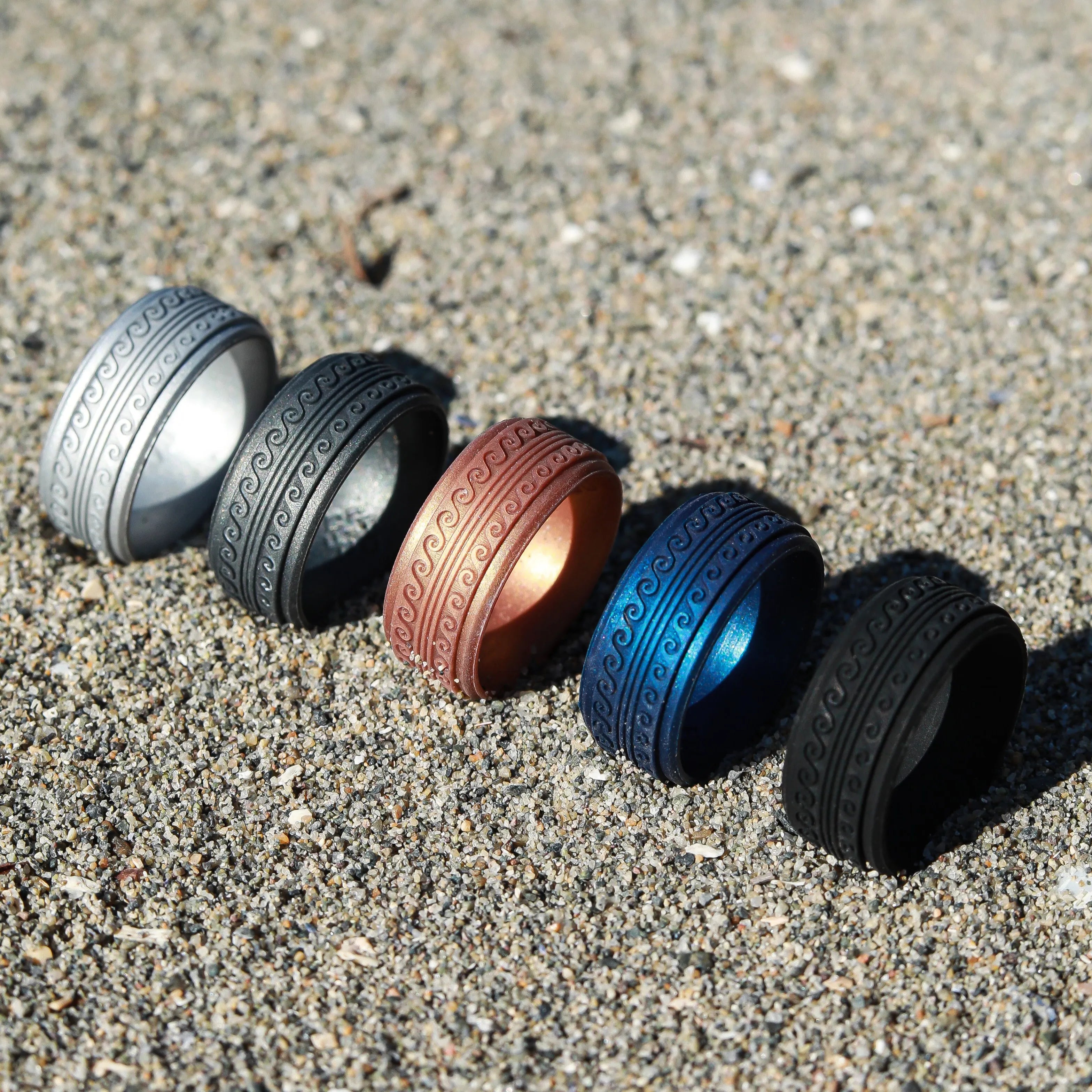 Warrior of Serenity Big Waves Silicone Ring on Rise 8mm