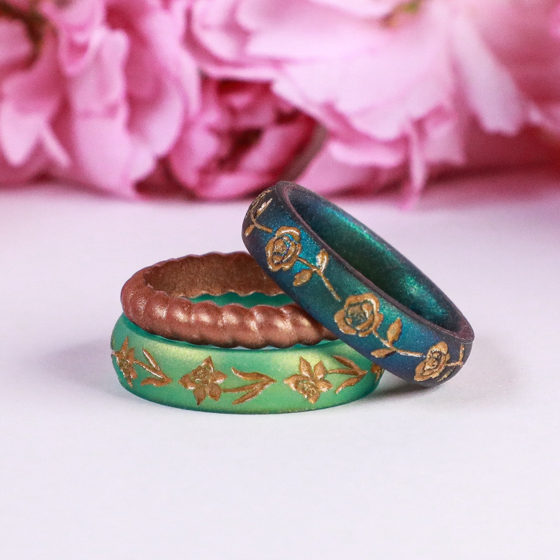 Gold Daffodil Silicone Ring, March Birth Flower on Arc 4mm