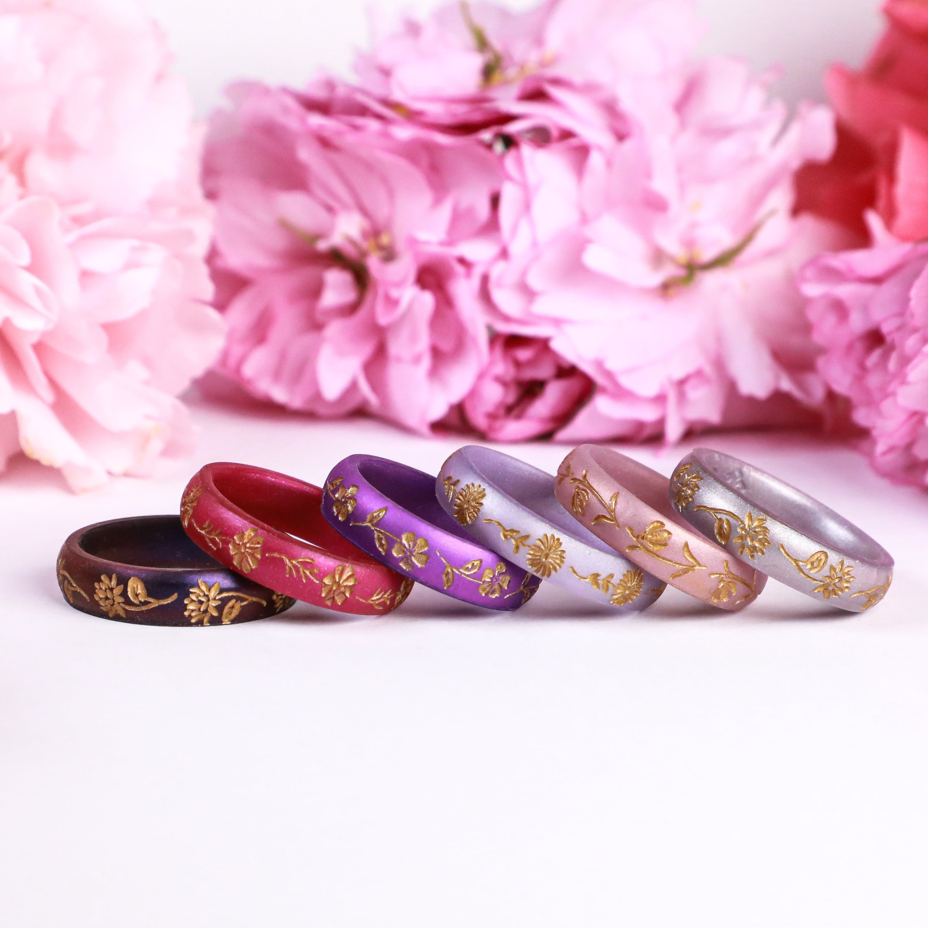 Gold Chrysanthemum Silicone Ring, November Birth Flower on Arc 4mm