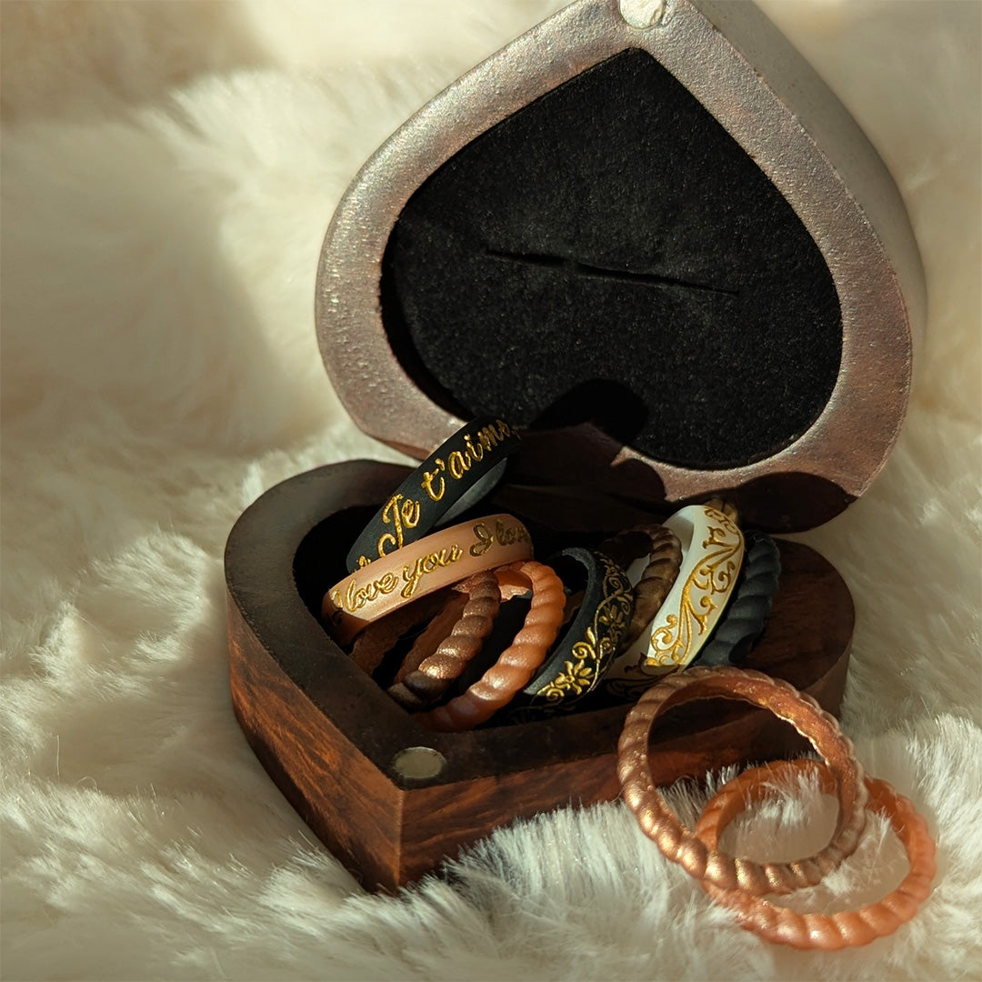 Gold LOVE Silicone Ring on Arc 4mm