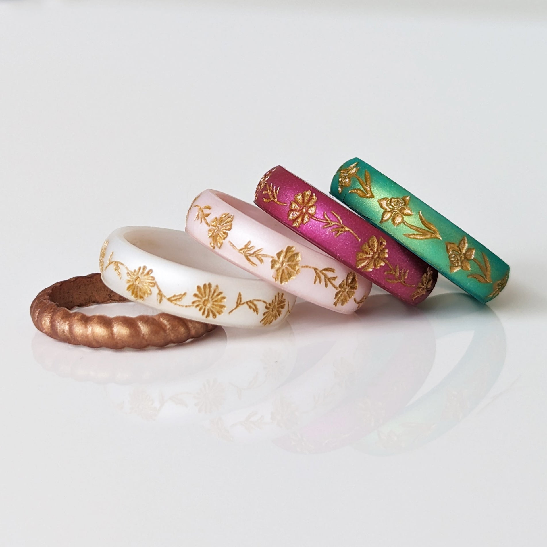 Gold Daffodil Silicone Ring, March Birth Flower on Arc 4mm